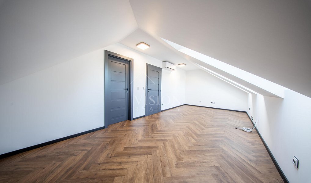 Prodej domu 272 m² s pozemkem 1 091 m², Kamenice – náhled fotky 39