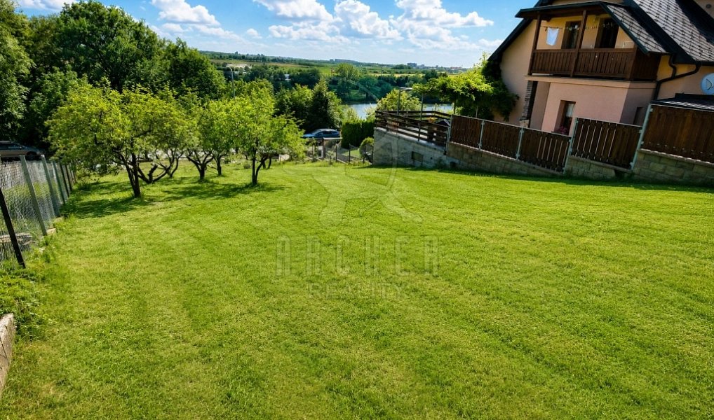 Prodej stavebního pozemku 530 m², Praha – náhled fotky 4