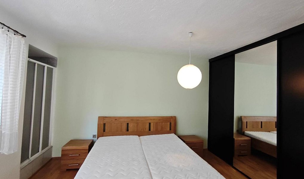 Prodej domu 170 m² s pozemkem 279 m², Cheb – náhled fotky 9