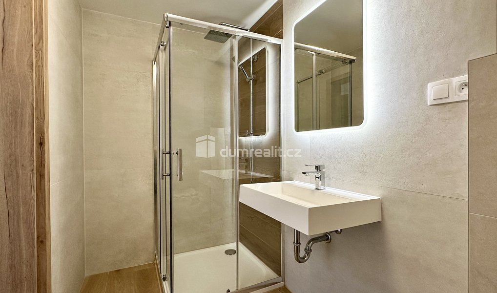 Prodej bytu 2+kk 60 m², Horní Blatná – náhled fotky 7