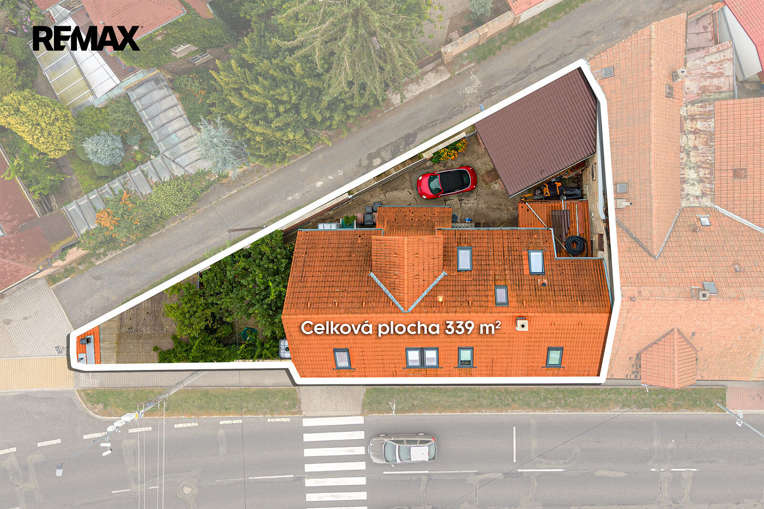 Prodej domu 216 m² s pozemkem 339 m² – fotografie 3