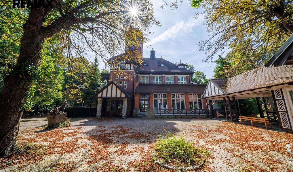 Prodej ubytovacího objektu 1 500 m², Karlovy Vary – náhled fotky 16