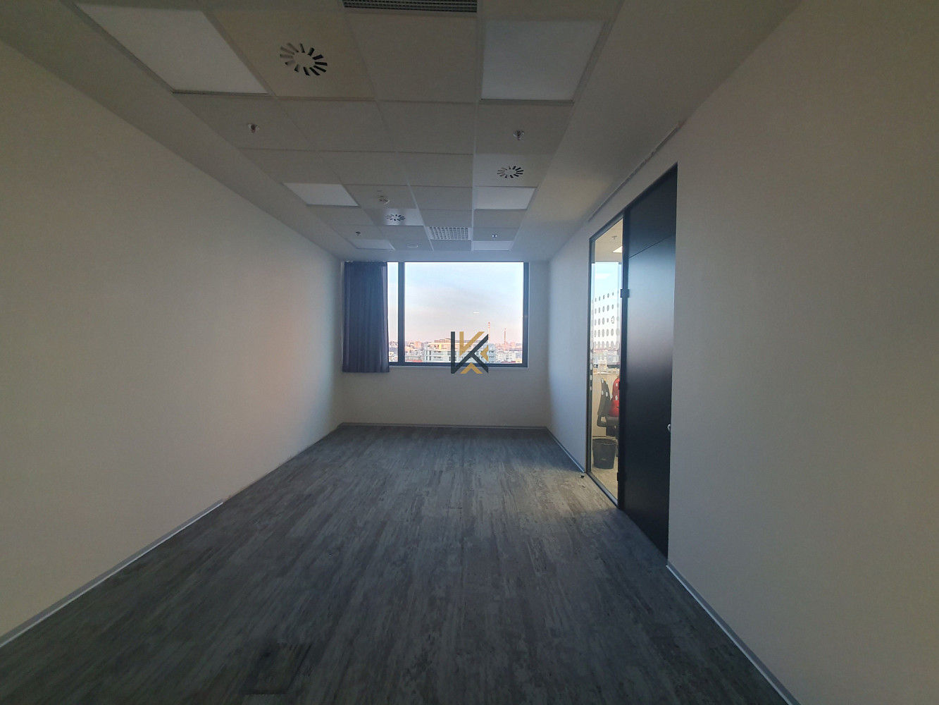 Pronájem kanceláře 22 m² — photo 5