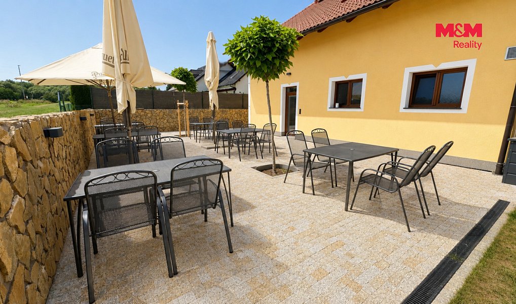 Prodej ubytovacího objektu 440 m², Slavonice – náhled fotky 28