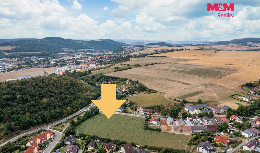 Prodej stavebního pozemku 1 934 m², Králův Dvůr – náhled fotky 9