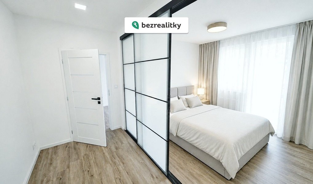 Prodej bytu 3+1 68 m², Vsetín – náhled fotky 2