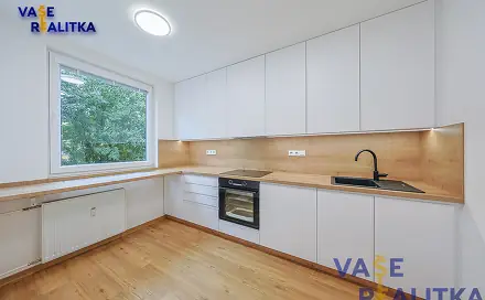 Pronájem bytu 2+1 44 m², Hromůvka, Hranice - Hranice I-Město, okres Přerov