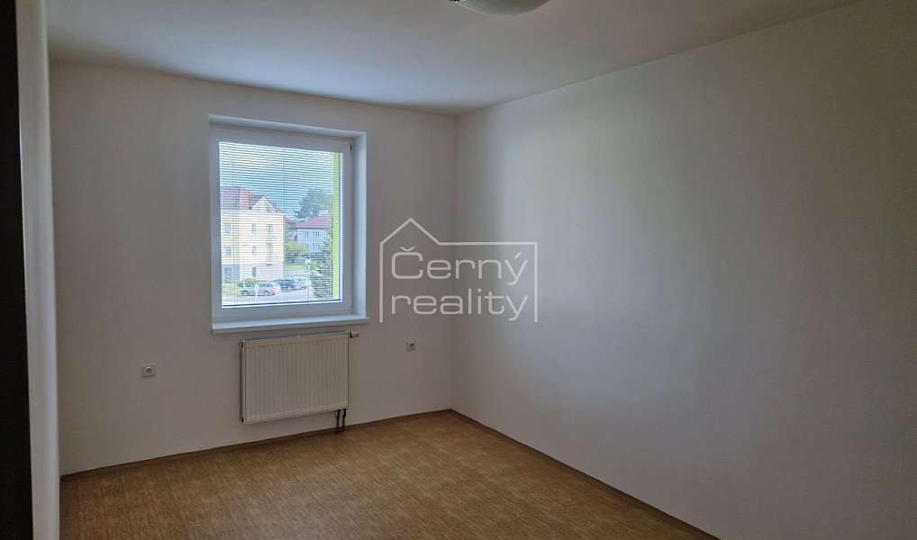 Pronájem bytu 2+1 61 m², Sezemice – náhled fotky 8