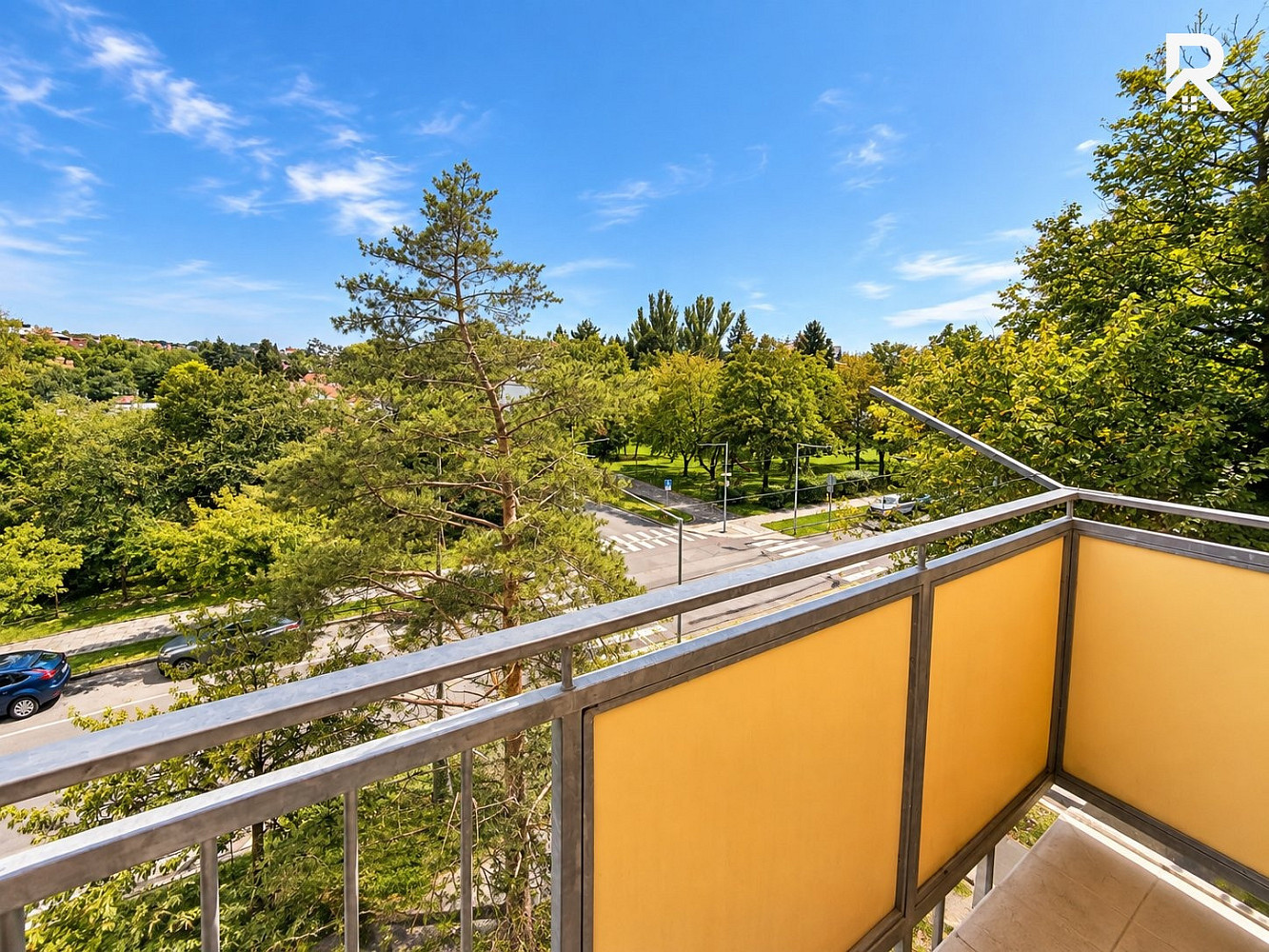 Pronájem bytu 2+1 52 m² – fotografie 3