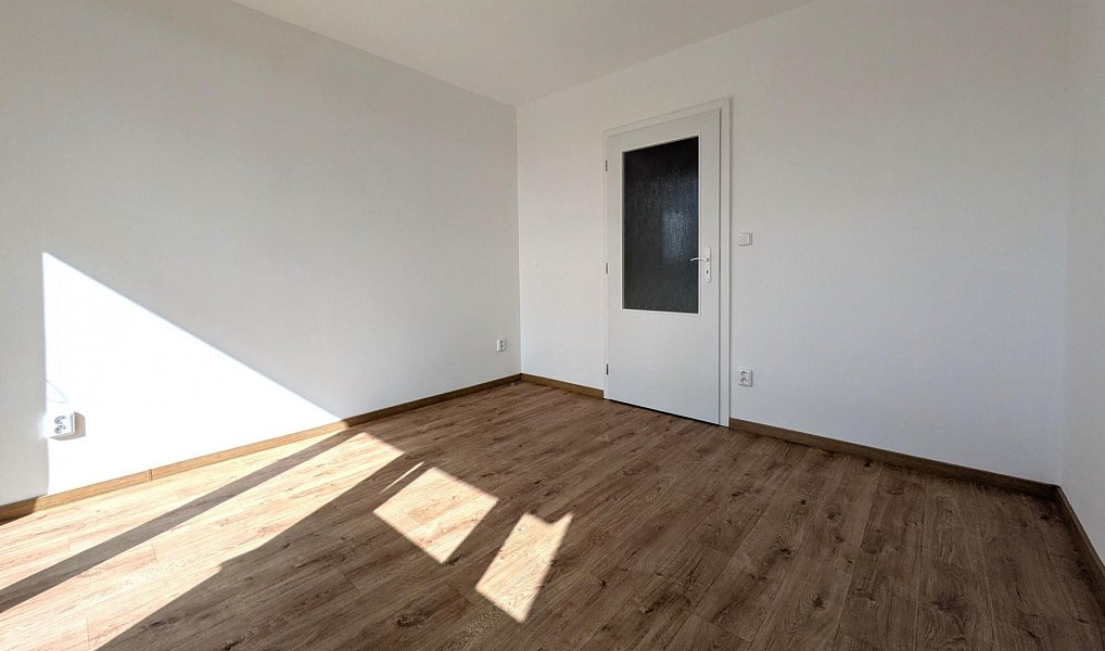 Pronájem pokoje 11 m², Mladá Boleslav – náhled fotky 2