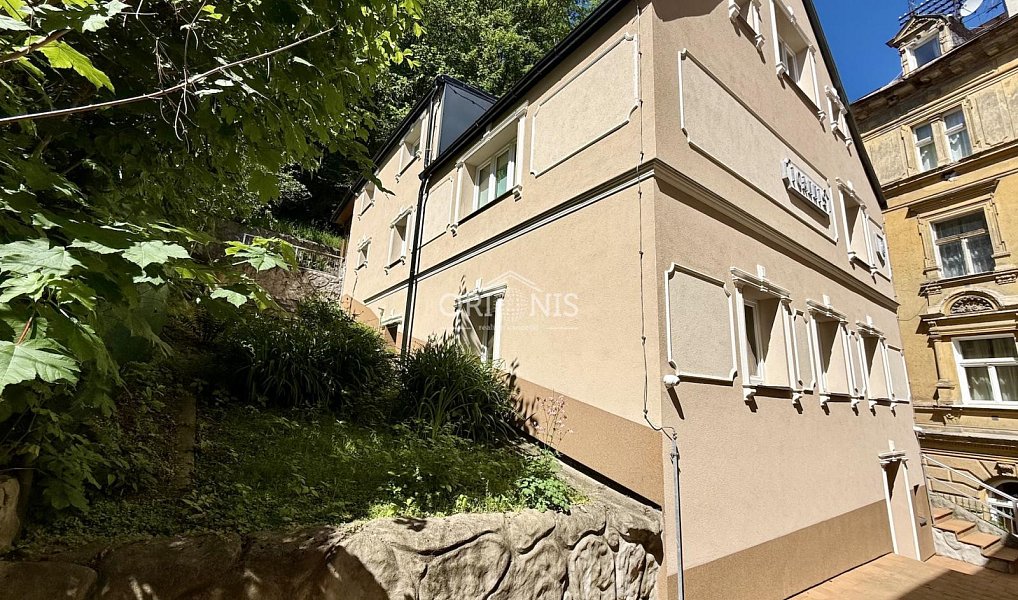 Prodej domu 351 m² s pozemkem 462 m², Karlovy Vary – náhled fotky 2