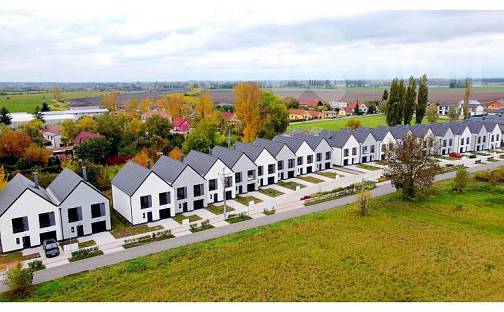 Prodej domu 166 m² s pozemkem 385 m², Za Statkem, Pečky - Velké Chvalovice, okres Kolín