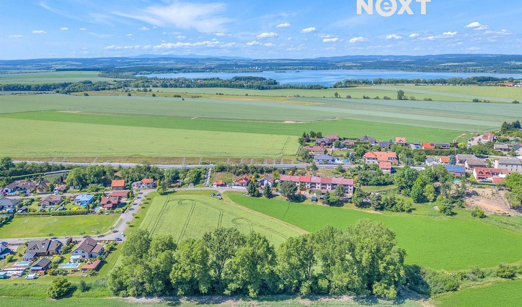 Prodej stavebního pozemku 6 710 m², Nahořany – náhled fotky 5