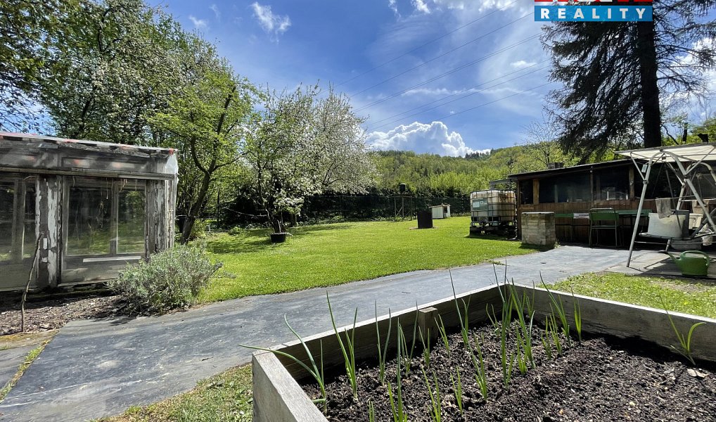 Prodej zahrady 1 630 m², Nové Sedlo – náhled fotky 4