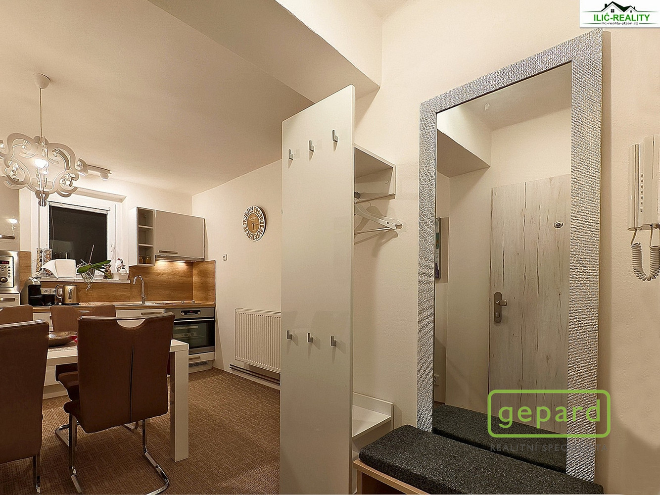 Pronájem bytu 1+1 36 m² - Widok 3