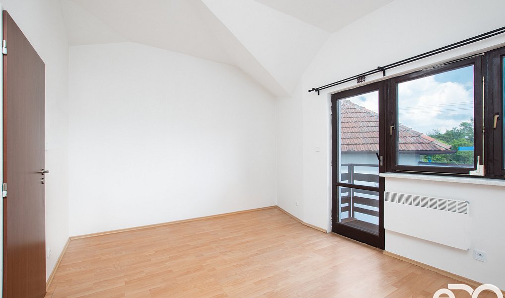 Pronájem bytu 2+1 54 m², Opatovice nad Labem – náhled fotky 4