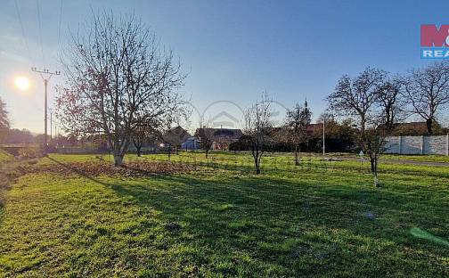 Prodej stavebního pozemku 1 143 m², Štarnov, okres Olomouc