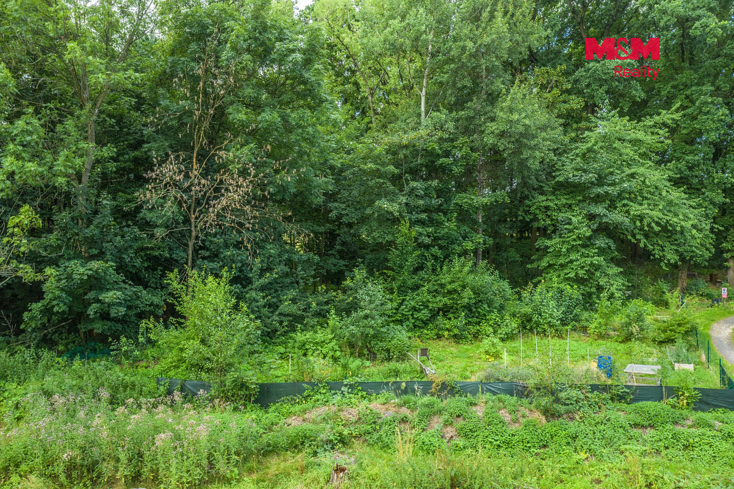 Prodej pozemku 2 552 m² – fotografie 4