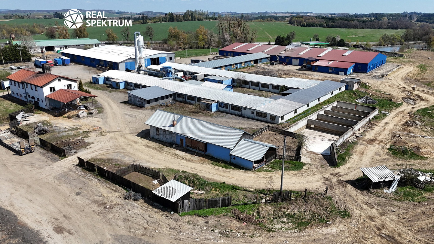 Prodej výrobních prostor 5 000 m² – fotografie 2
