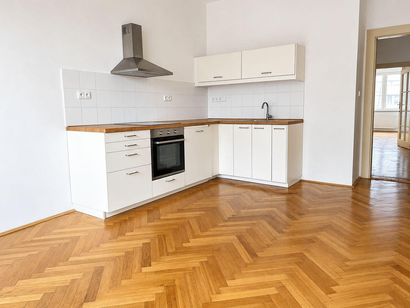 Pronájem bytu 2+1 70 m² – fotografie 2