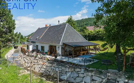 Prodej domu 308 m² s pozemkem 988 m², Janov, okres Bruntál