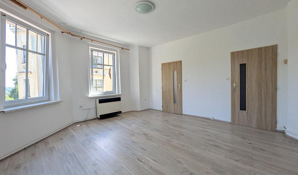 Pronájem bytu 1+1 35 m², Aš – náhled fotky 4