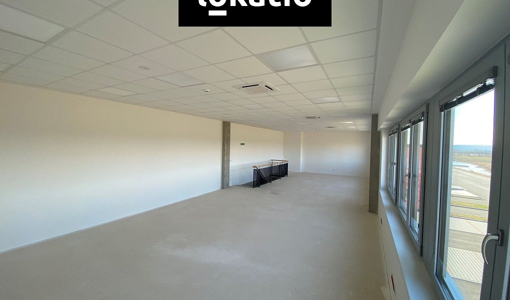 Pronájem skladovacích prostor 686 m², Mikulov – náhled fotky 7