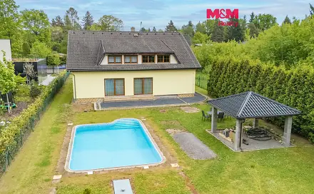 Prodej domu 230 m² s pozemkem 1 420 m², Svojšická, Praha 9 - Újezd nad Lesy