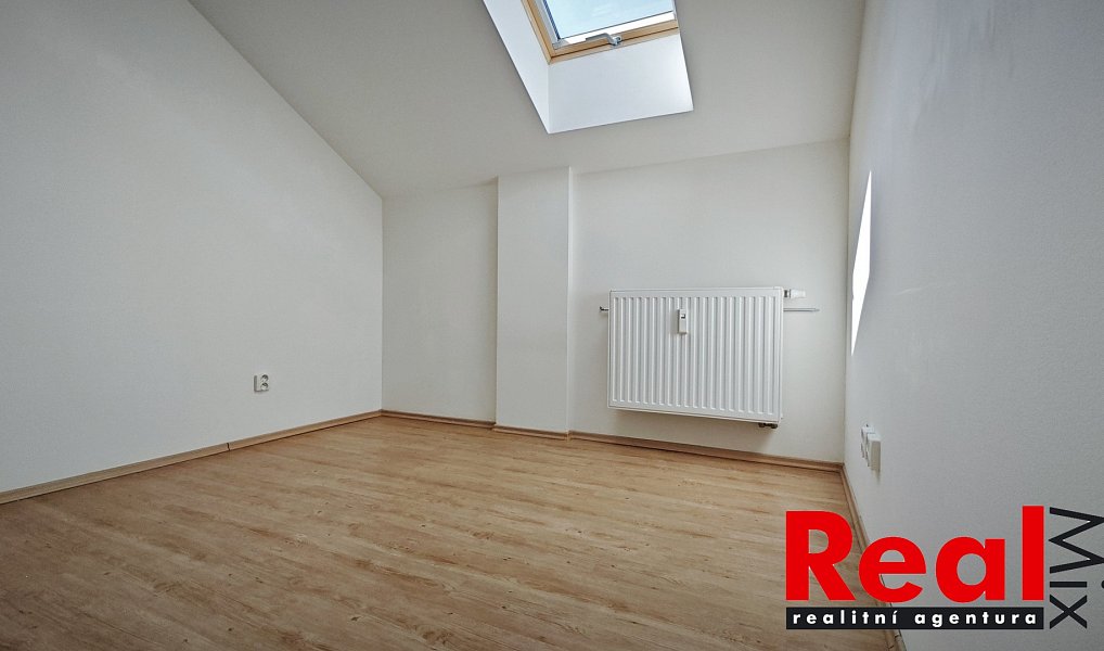 Pronájem bytu 1+kk 17 m², Brno – náhled fotky 4