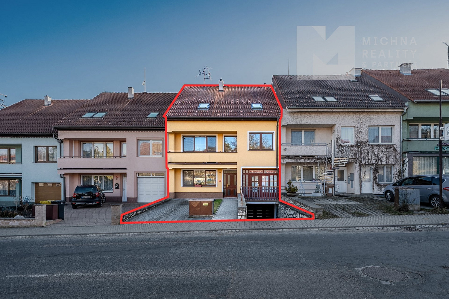 Prodej domu 362 m² s pozemkem 559 m² — photo 2