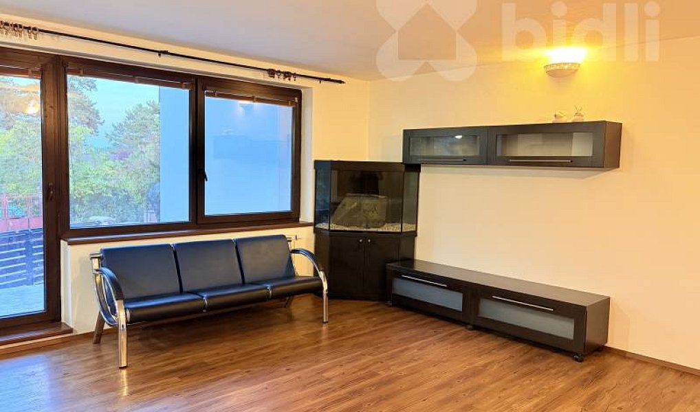 Pronájem bytu 4+1 100 m², Černošice – náhled fotky 7