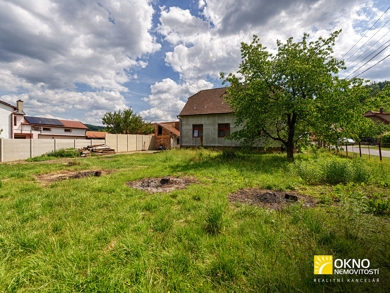 Prodej stavebního pozemku 592 m² – další