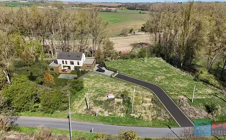 Prodej stavebního pozemku 1 566 m², Kolínská, Kouřim, okres Kolín