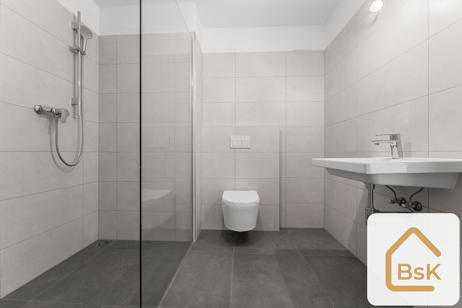 Prodej bytu 2+kk 67 m² – další