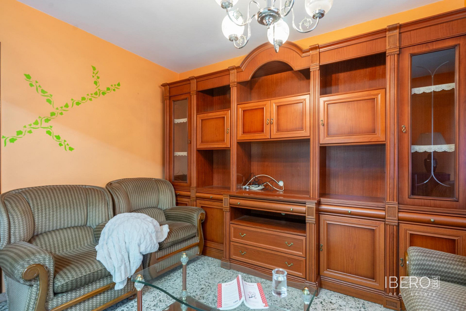 Piso 4+kk – Gijón / Xixón, El Llano - Más