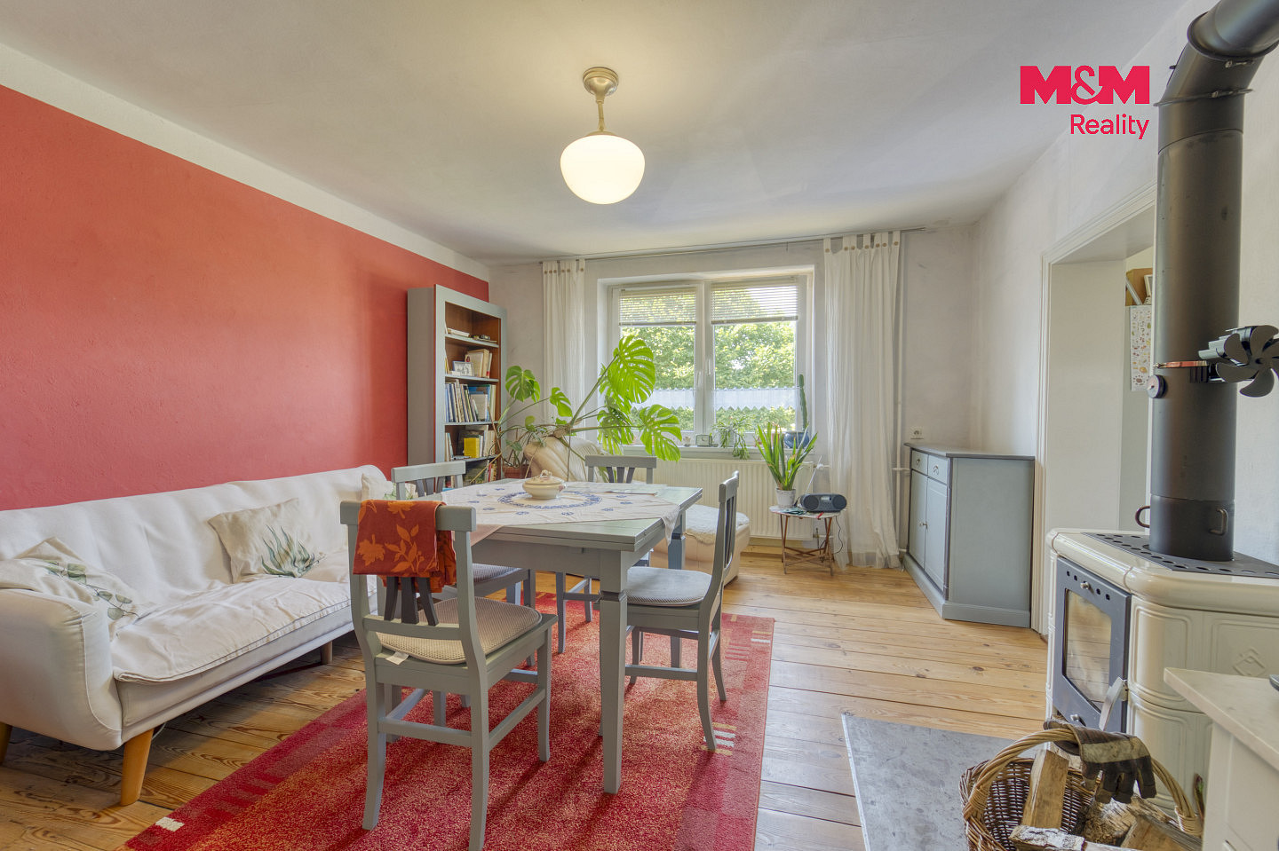 Prodej domu 110 m² s pozemkem 1 108 m² — photo 2