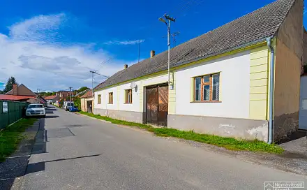 Prodej domu 250 m² s pozemkem 2 889 m², Kestřanská, Štěkeň, okres Strakonice