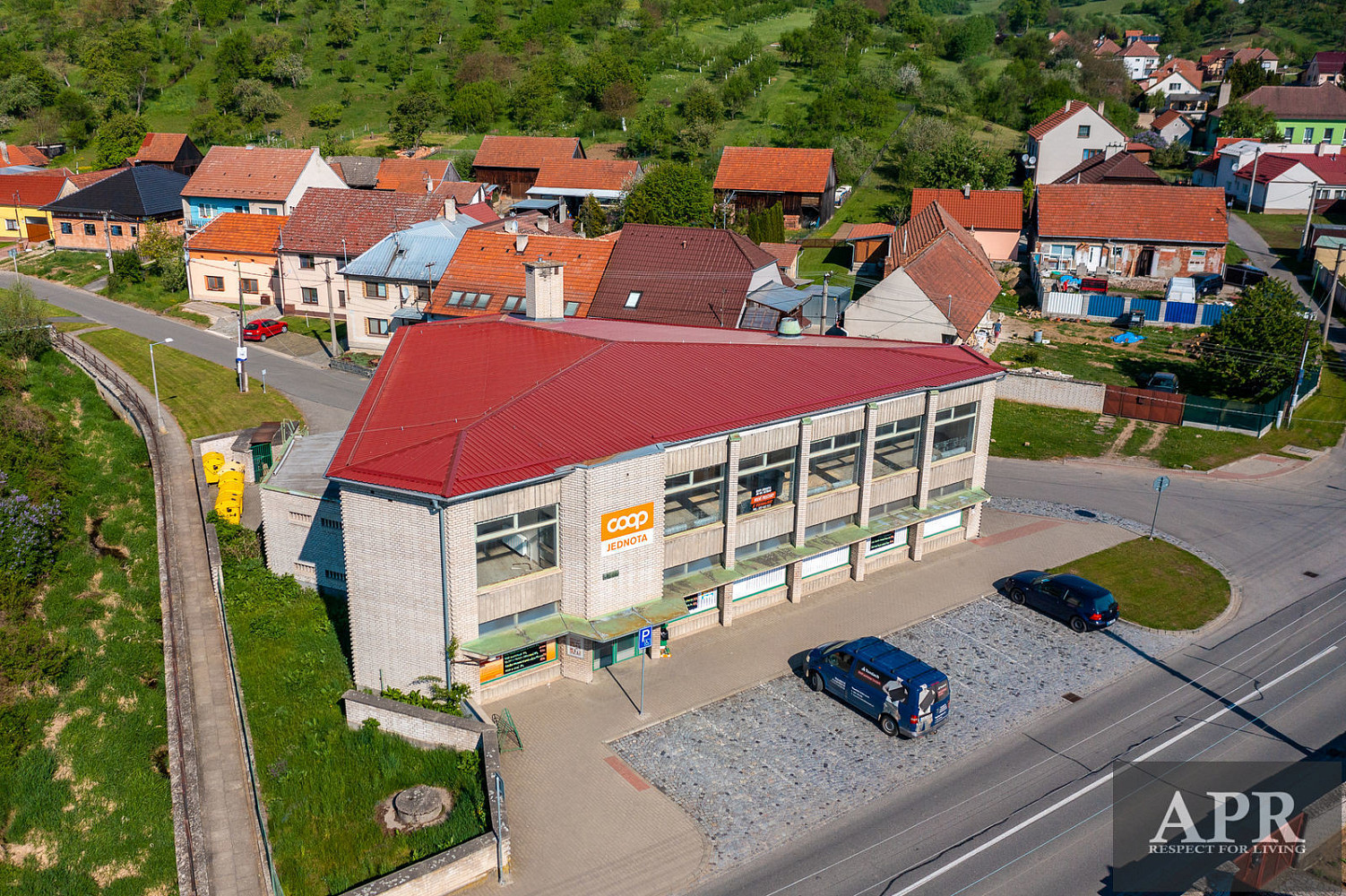Pronájem obchodních prostor 381 m² — photo 2