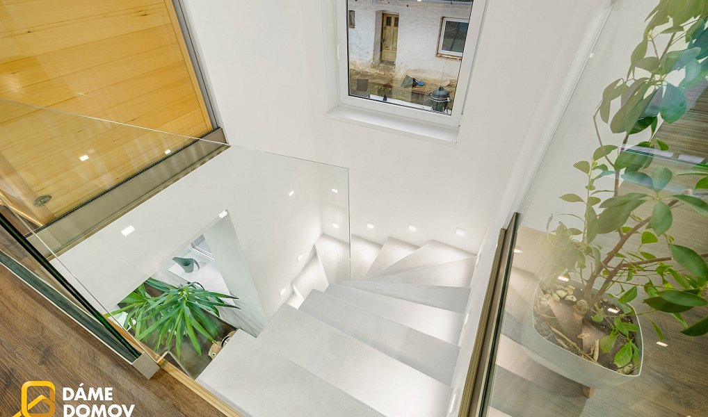 Prodej domu 308 m² s pozemkem 3 861 m², Suchov – náhled fotky 29