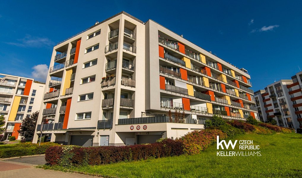 Prodej bytu 4+kk 95 m², Praha – náhled fotky 49