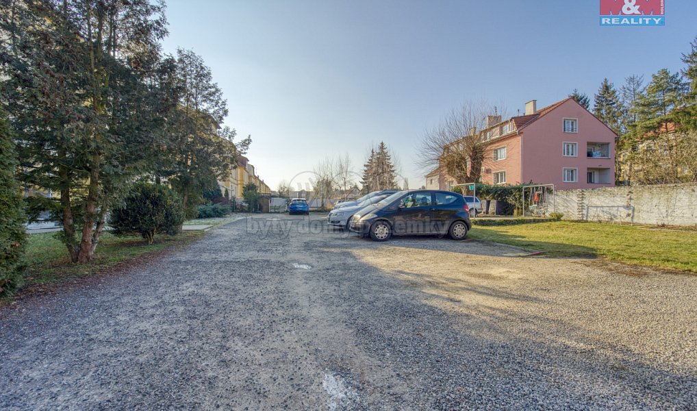 Prodej bytu 4+kk 100 m², Králův Dvůr – náhled fotky 25