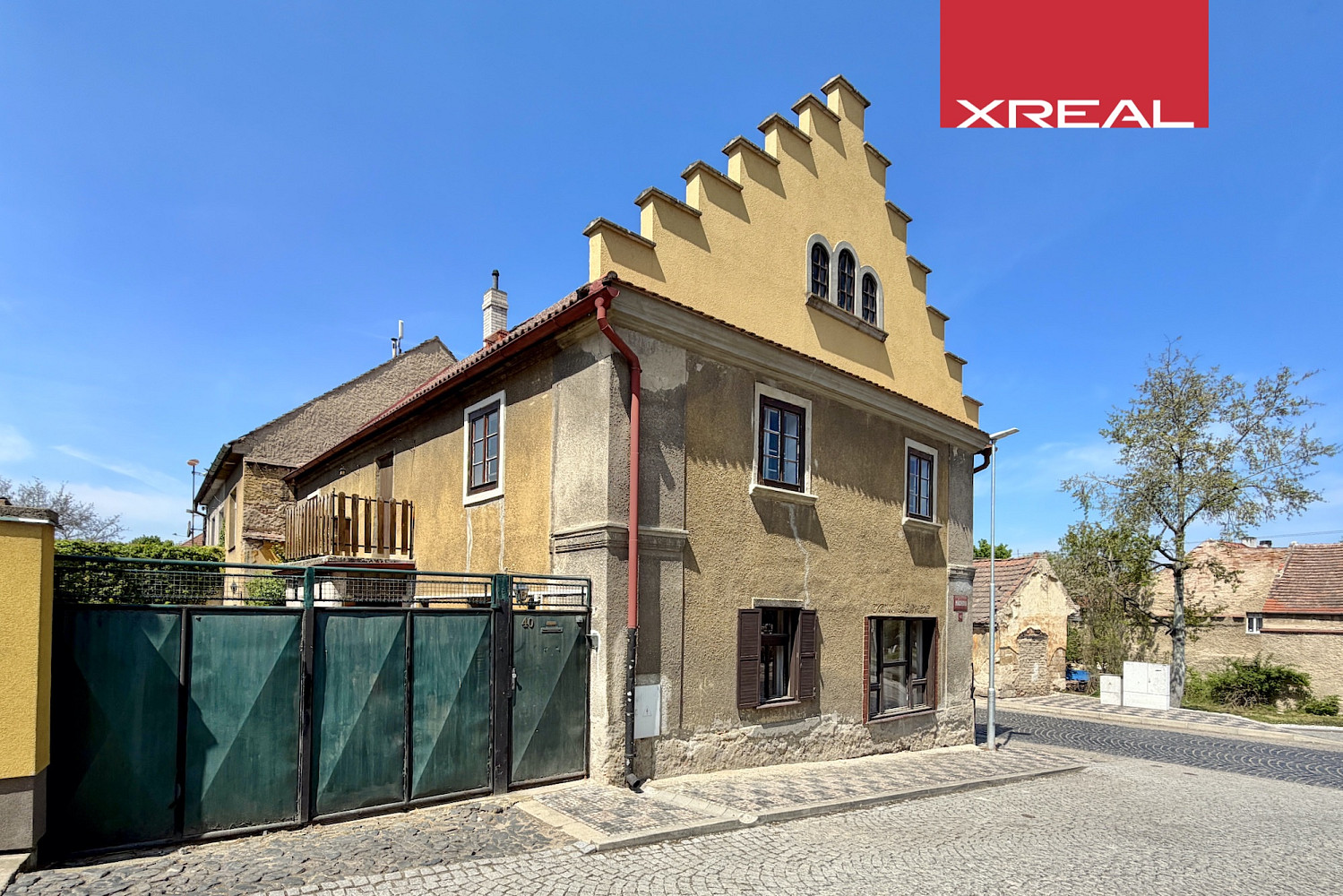 Prodej domu 159 m² s pozemkem 292 m² – fotografie 2