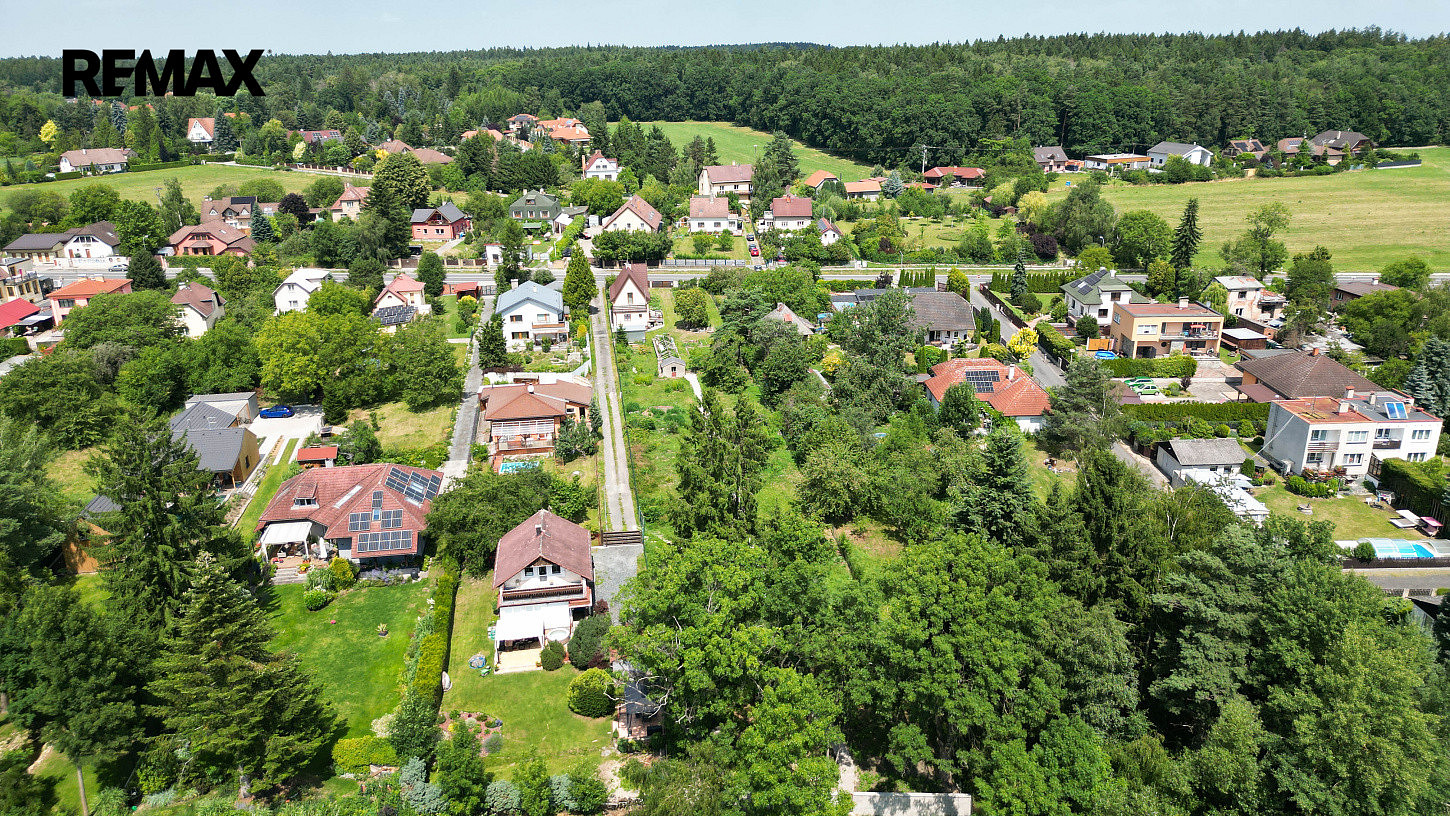 Prodej stavebního pozemku 2 876 m² – pohled 4