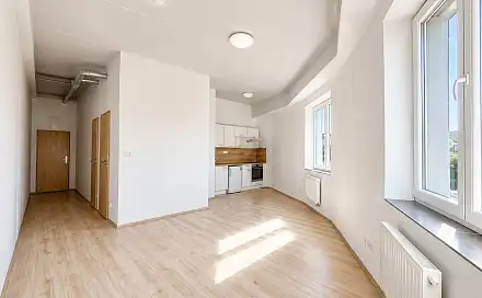 Pronájem bytu 1+kk 34 m²
