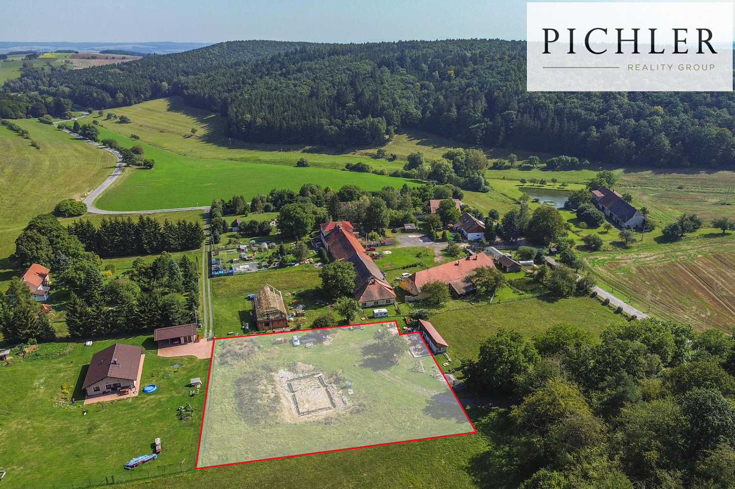 Prodej stavebního pozemku 3 666 m²