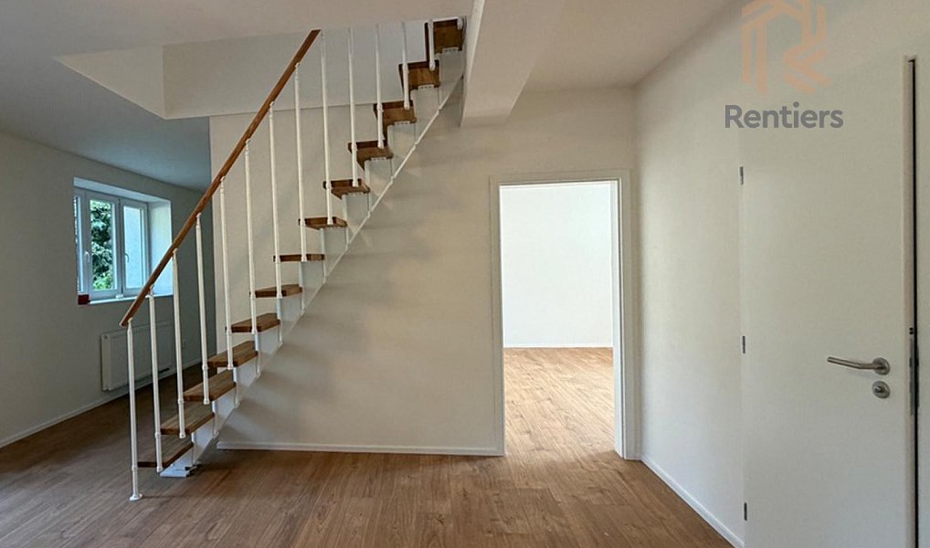 Prodej domu 137 m² s pozemkem 332 m², Rostoklaty – náhled fotky 5
