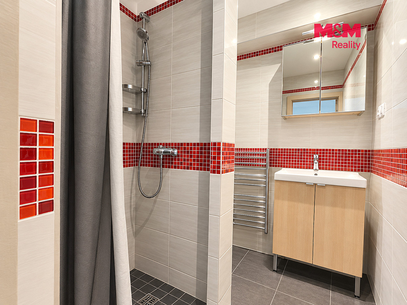 Pronájem bytu 3+kk 84 m² – fotografie 3