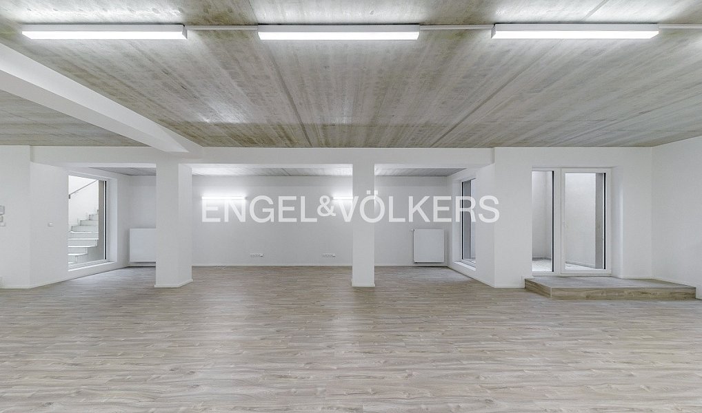 Pronájem kanceláře 136 m², Praha – náhled fotky 4