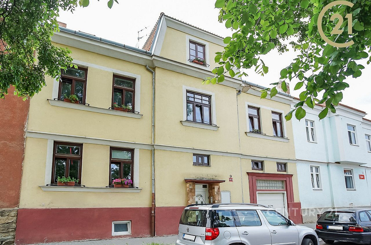 Pronájem bytu 1+kk 22 m² – fotografie 3