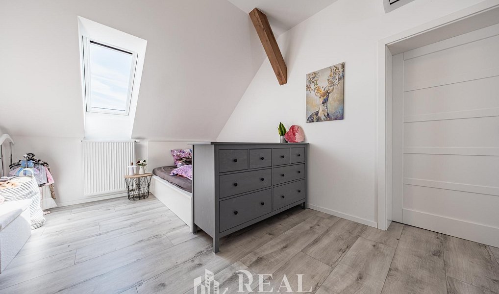 Prodej domu 240 m² s pozemkem 400 m², Louny – náhled fotky 36